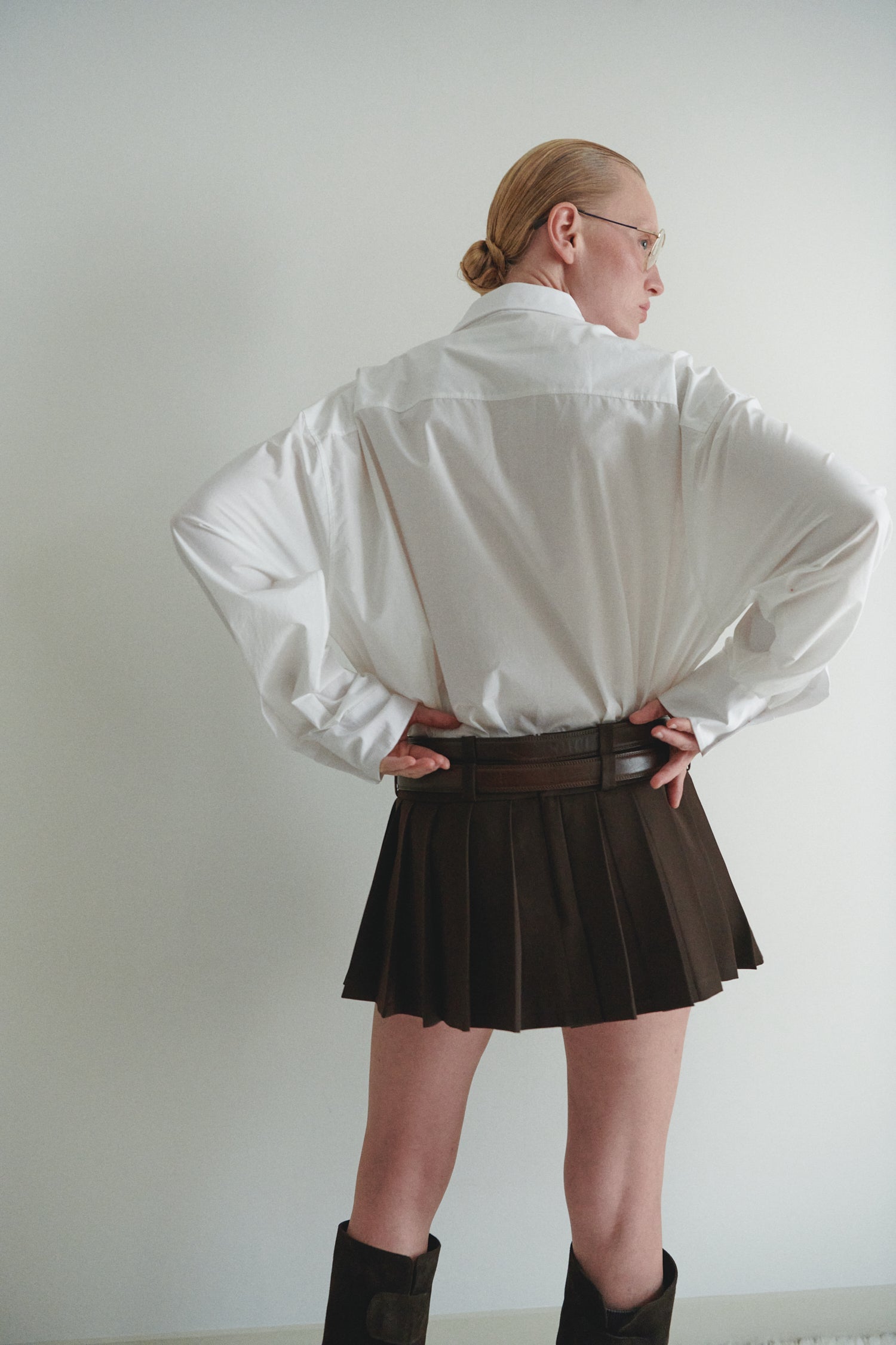 Brown Pleated Mini Skirt with Double Belt