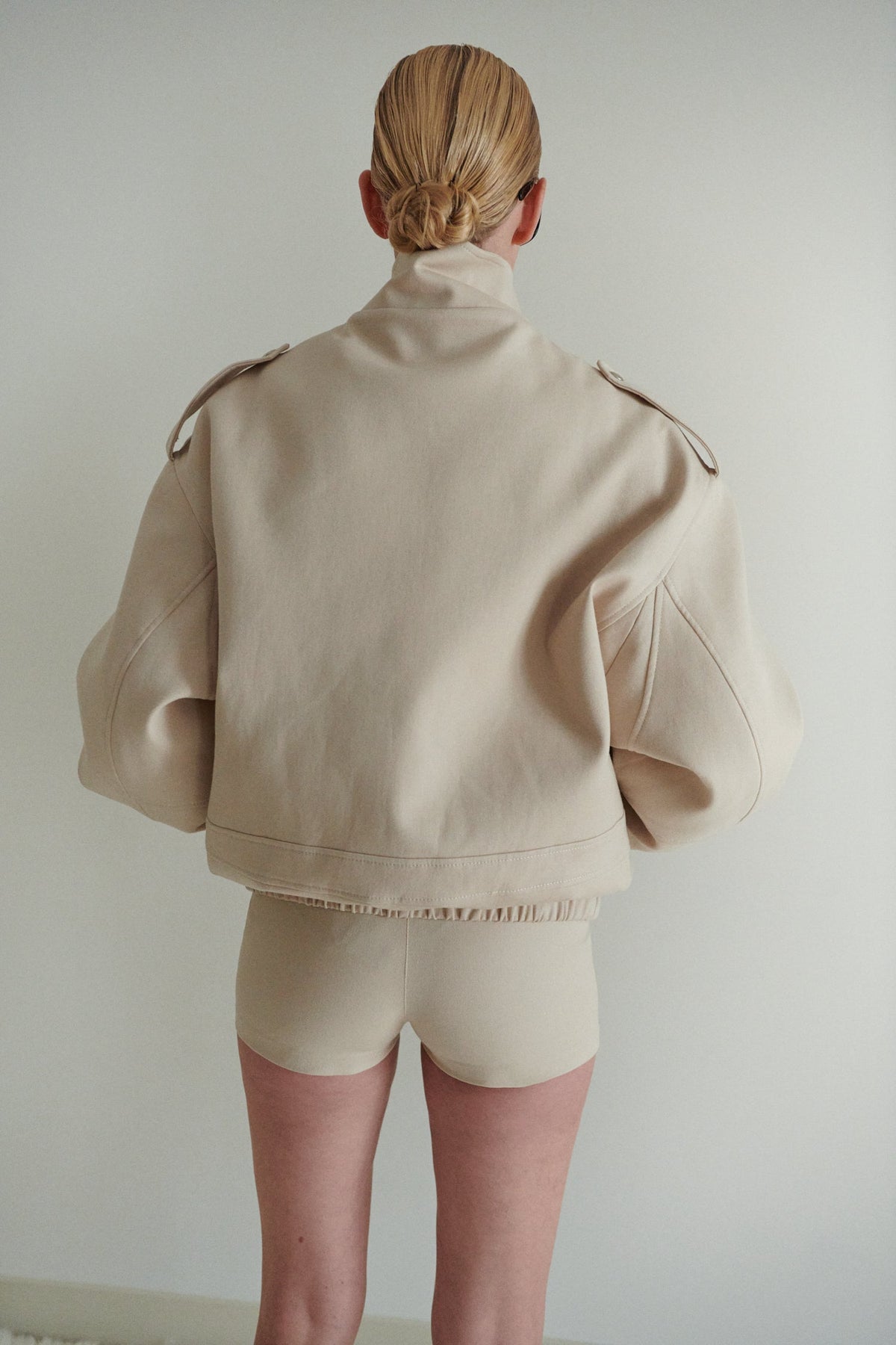 Beumer Jacket Beige Unisex Oversize Bomber Jacket With Pockets – Leam Almes EU