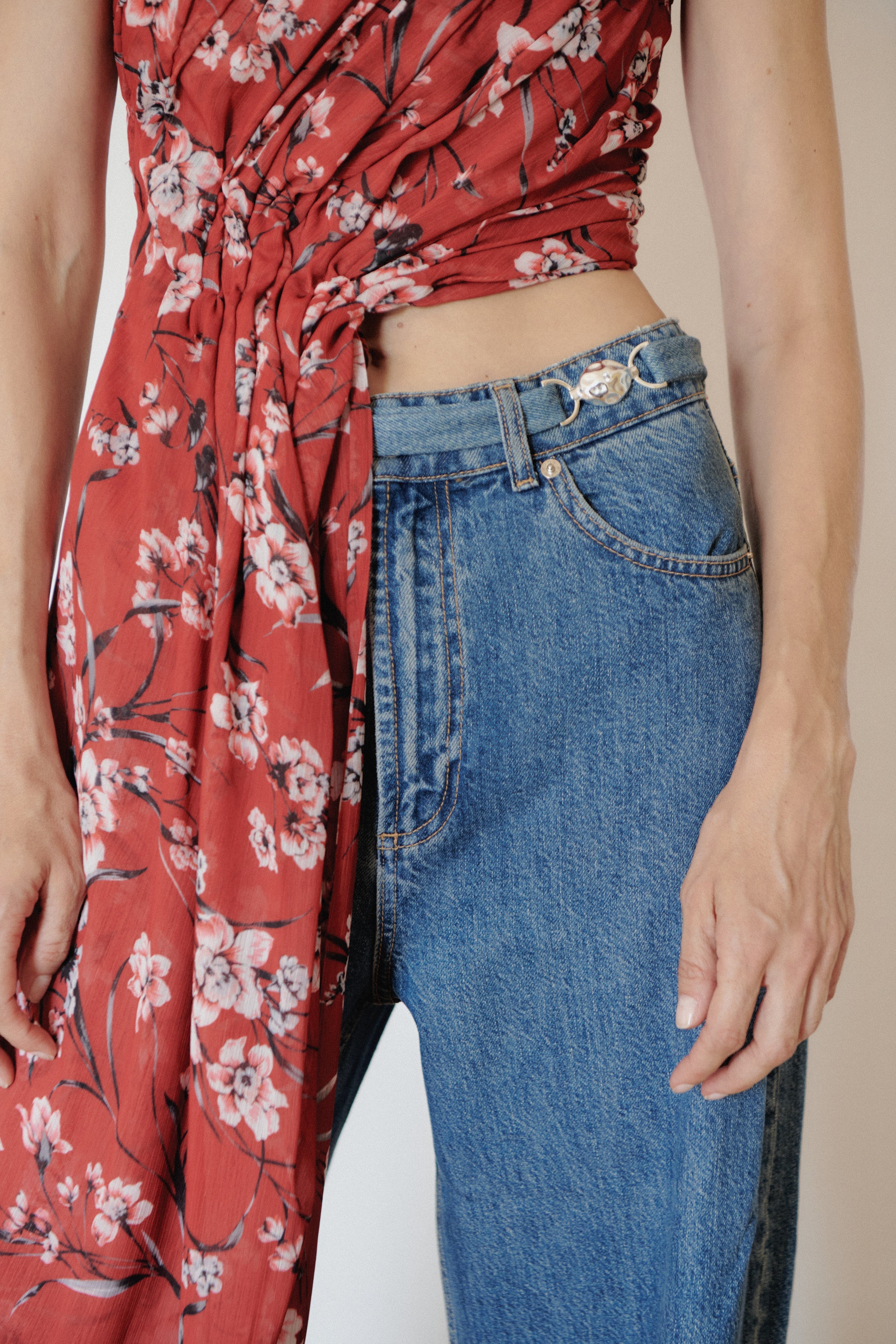 Mid Waist Wide Leg Jeans